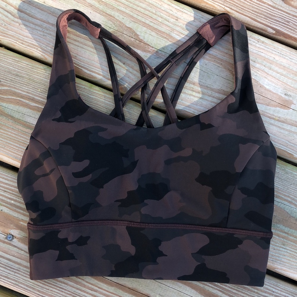 LULULEMON / Free To Be Serene Long Line Bra Camo / NWOT!